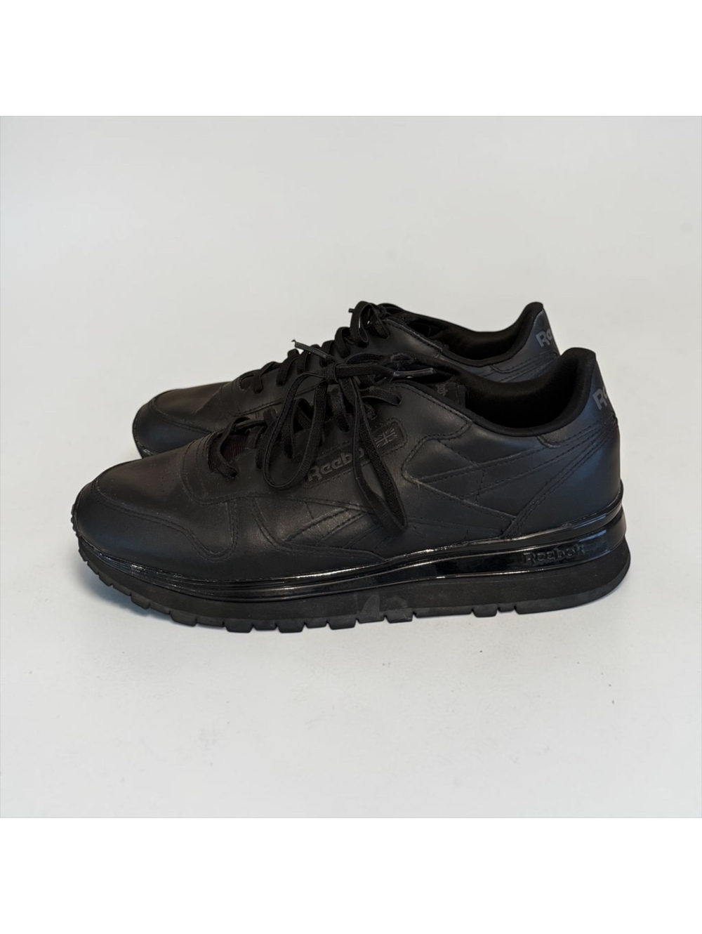 Reebok Classic Leather Clip "Triple Black" Sneakers – Men’s Size 10.5 (GX9728)
